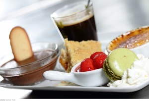 Photo d'un café gourmand au restaurant Le Bellevue